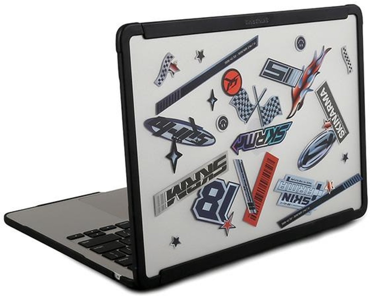 Skinarma Case Henko Macbook Air 13 M3 M2 Transparante Laptopbescherming