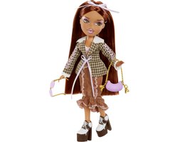 Bratz Stylin'-modepop Yasmin met aanpasbaar T-shirt voor jou en accessoires