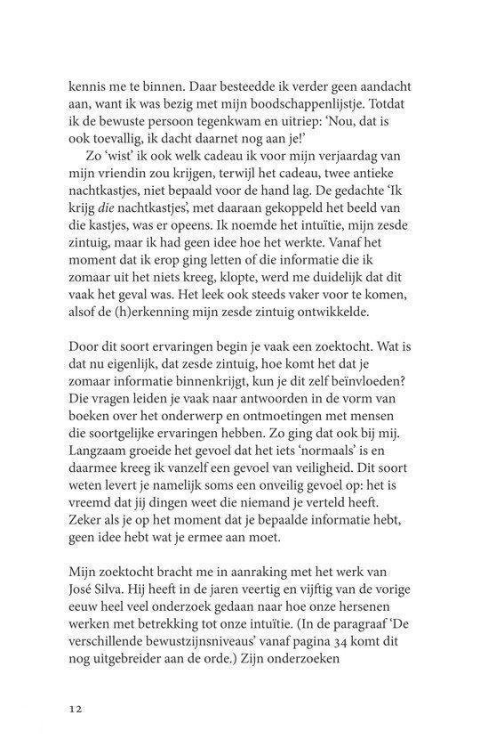 Tekstpagina uit een boek over intuïtie, met een persoonlijke ervaring van de auteur.