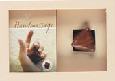 Handmassage boek en houten massagester