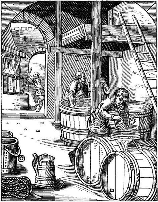 The Practical Distiller or an Introduction to Making Whiskey ... - cover