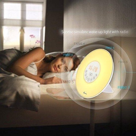 Wake up light - FM Radio - Alarm - Wekker - Snooze - 6 Verschillende Kleuren - Multi Kleur - 10 lichtinstellingen | van Merkloos — afbeelding 5