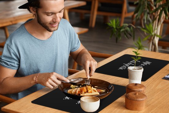 Set de table - Napperons en plastique - Citations - Café - Plus d'espresso Moins depresso - Proverbes - Espresso - 45x30 cm - 6 pièces - Résistant à la chaleur - Antidérapant - Pad - Amovible