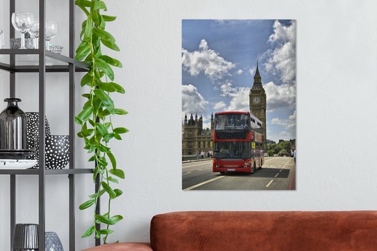 Canvas Schilderij Een rode bus midden in Londen - 40x60 cm - Wanddecoratie