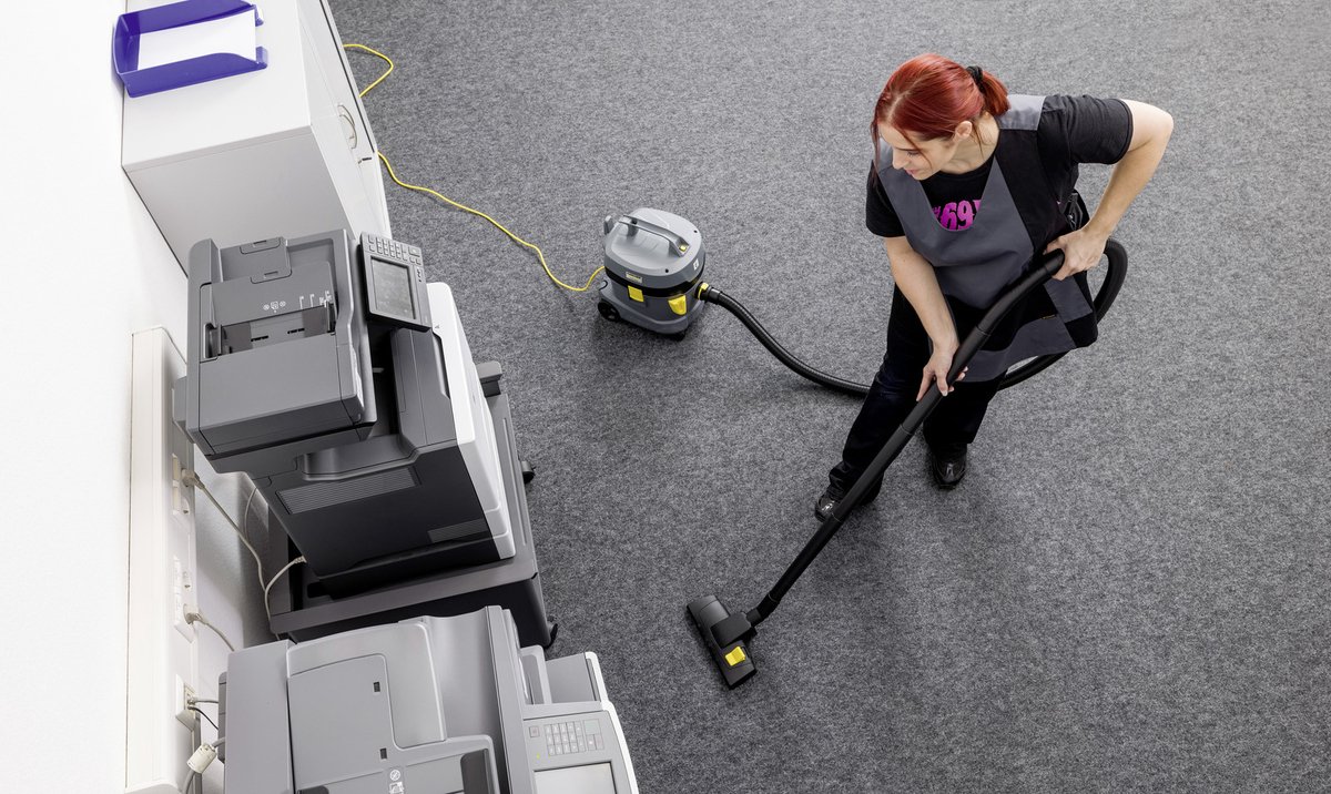 Kärcher Nat- & Droogzuiger Wd2 Plus aanbieding bij Karwei