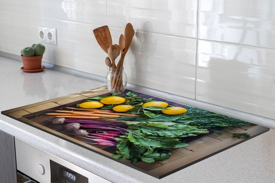 KitchenYeah® Inductie beschermer 81.6x52.7 cm - Groente - Fruit - Houten kist - Kookplaataccessoires - Afdekplaat voor kookplaat - Inductiebeschermer - Inductiemat - Inductieplaat mat