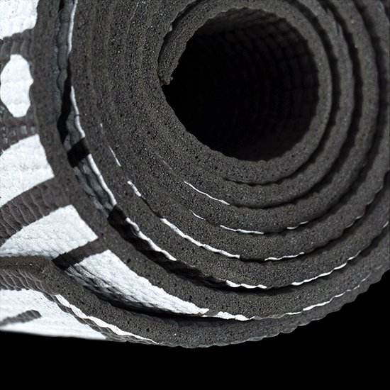 Tapis de yoga antidérapant Matchu Sports - Noir avec mandala - 172 x 61 x 0,6 cm