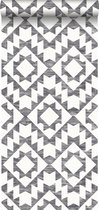 krijtverf texture vliesbehang aztec marrakech ibiza tapijt zwart en mat wit - 148677 ESTAhome
