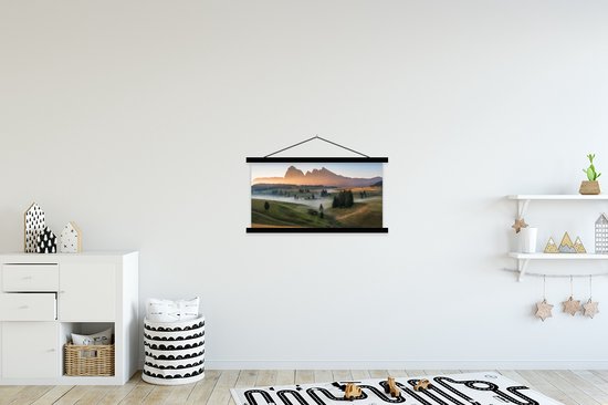 Porte-affiche avec affiche - Affiche scolaire - Berg - Brume - Paysage - 90x45 cm - Lattes noires