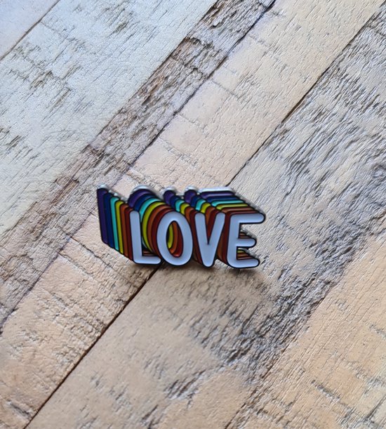 LGBTQ - Pin regenboog "Love" 3 x 1,5 cm (LGBTQIA+, pride, love, LHBTI+, LHBTIQA+, gay, trans, bi, lesbo, homo)