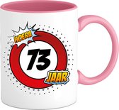 73 Jaar Verkeersbord Mok met tekst | Grappig Verjaardag Beker Cadeau | Bedrukte Koffie en Thee Mokken | Zwart | 330 ML