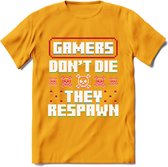 Gamers don't die pixel T-shirt | Gaming kleding | Grappig game verjaardag cadeau shirt Heren – Dames – Unisex | - Geel - XL