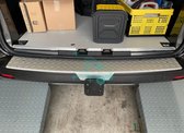 Bumperplaat Aluminium met lip trekhaak (traanplaatmotief) | Citroen Jumpy 2016+ | Peugeot Expert 2016+ | Toyota ProAce 2016+ | Opel Vivaro 2019+ | Fiat Scudo 2021+ | Aluminium met