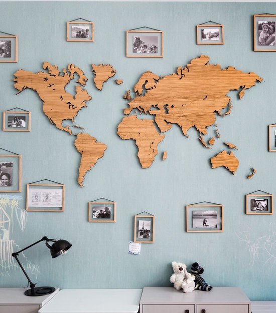 Carte du monde en Chêne 216 x 117cm