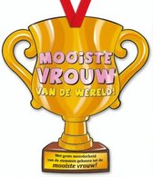 trofee Mooiste Vrouw 33 cm karton goud