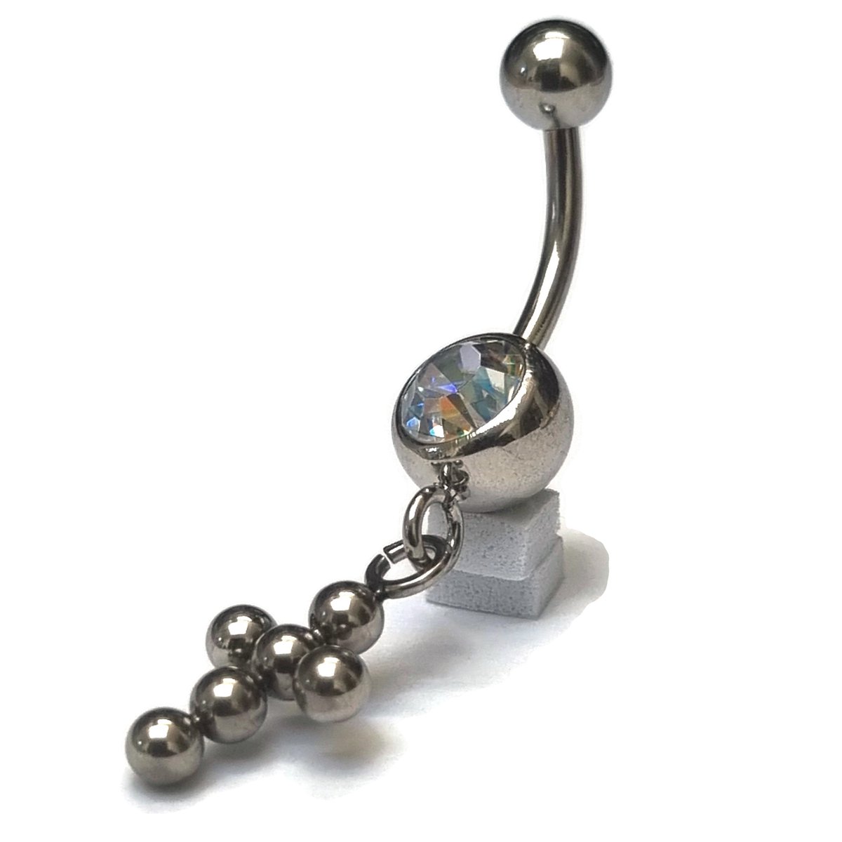 Navelpiercing met 11 mm staafje en intern geschroefde balletjes