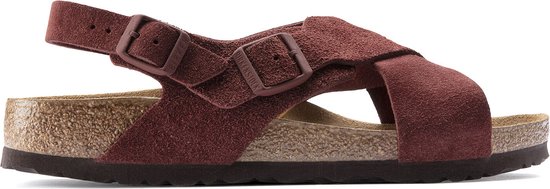 Sandale Birkenstock en daim marron avec boucles et brides croisées. Semelle en liège.