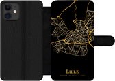 Bookcase Geschikt voor iPhone 12 Pro telefoonhoesje - Lille - Kaart - Goud - Met vakjes - Wallet case met magneetsluiting