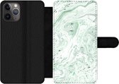 Bookcase Geschikt voor iPhone 11 Pro telefoonhoesje - Marmer print - Groen - Wit - Met vakjes - Wallet case met magneetsluiting