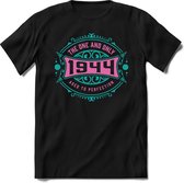 1944 The One And Only | Feest Kado T-Shirt Heren - Dames | Cobalt - Licht Roze | Perfect Verjaardag Cadeau Shirt | Grappige Spreuken - Zinnen - Teksten | Maat 3XL