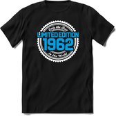 1962 Limited Edition | Feest Kado T-Shirt Heren - Dames | Wit - Blauw | Perfect Verjaardag Cadeau Shirt | Grappige Spreuken - Zinnen - Teksten | Maat XL