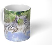 Mok - Twee stoeiende zebras in de Ngorongoro krater - 350 ML - Beker - Uitdeelcadeautjes