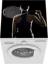 Wasmachine beschermer mat - Tennisspeelster op een zwarte achtergrond - Breedte 60 cm x hoogte 60 cm