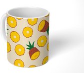 Mok - Koffiemok - Patroon - Ananas - Fruit - Mokken - 350 ML - Beker - Koffiemokken - Theemok