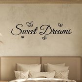 Stickerheld - Muursticker Sweet dreams met vlinders - Slaapkamer - Droom zacht - Lekker slapen - Engelse Teksten - Mat Zwart - 53.6x175cm