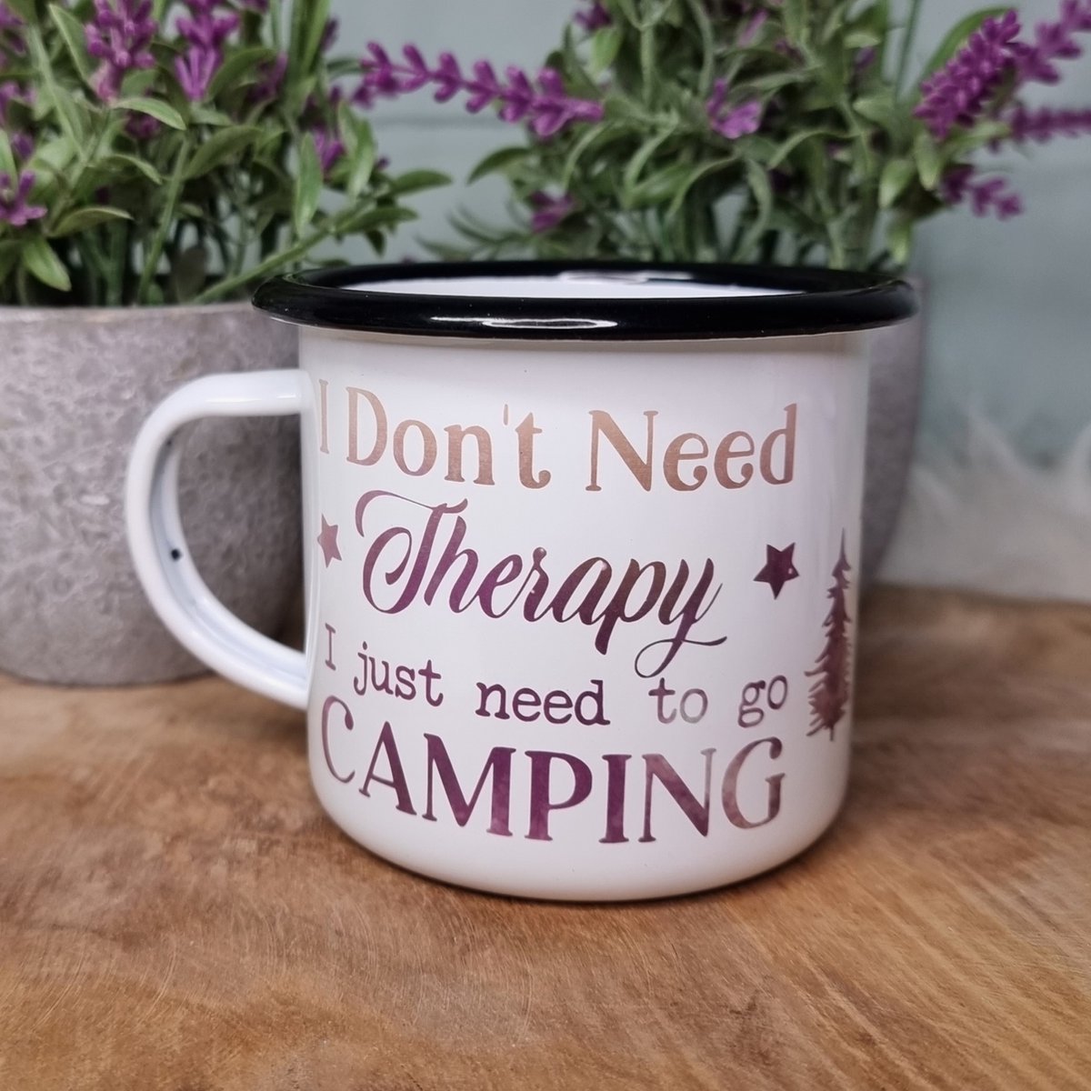 I Don`t Need Therapie - I Just Need To Go Camping Mok - Emaillen mok