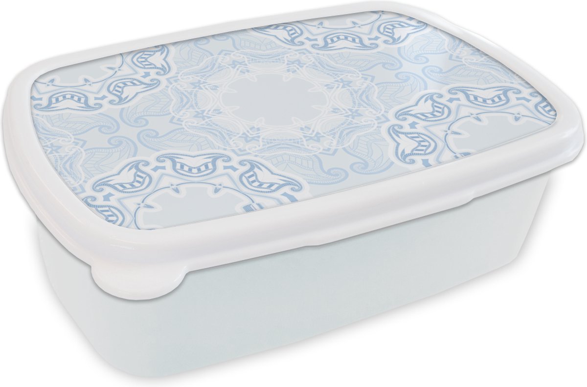 Broodtrommel Wit - Lunchbox - Brooddoos - Winter - Sneeuw - Abstract - Luxe - 18x12x6 cm - Volwassenen