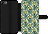 Bookcase Geschikt voor iPhone SE 2020 telefoonhoesje - Retro - Design - Jaren 70 - Bloem - Met vakjes - Wallet case met magneetsluiting