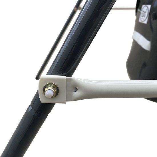 Tube noir avec support en plastique beige avec boulon et écrou.