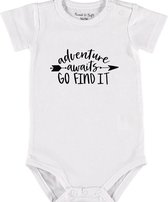 Baby Rompertje met tekst 'Adventure awaits, go find it' | korte mouw l | wit zwart | maat 50/56 | cadeau | Kraamcadeau | Kraamkado