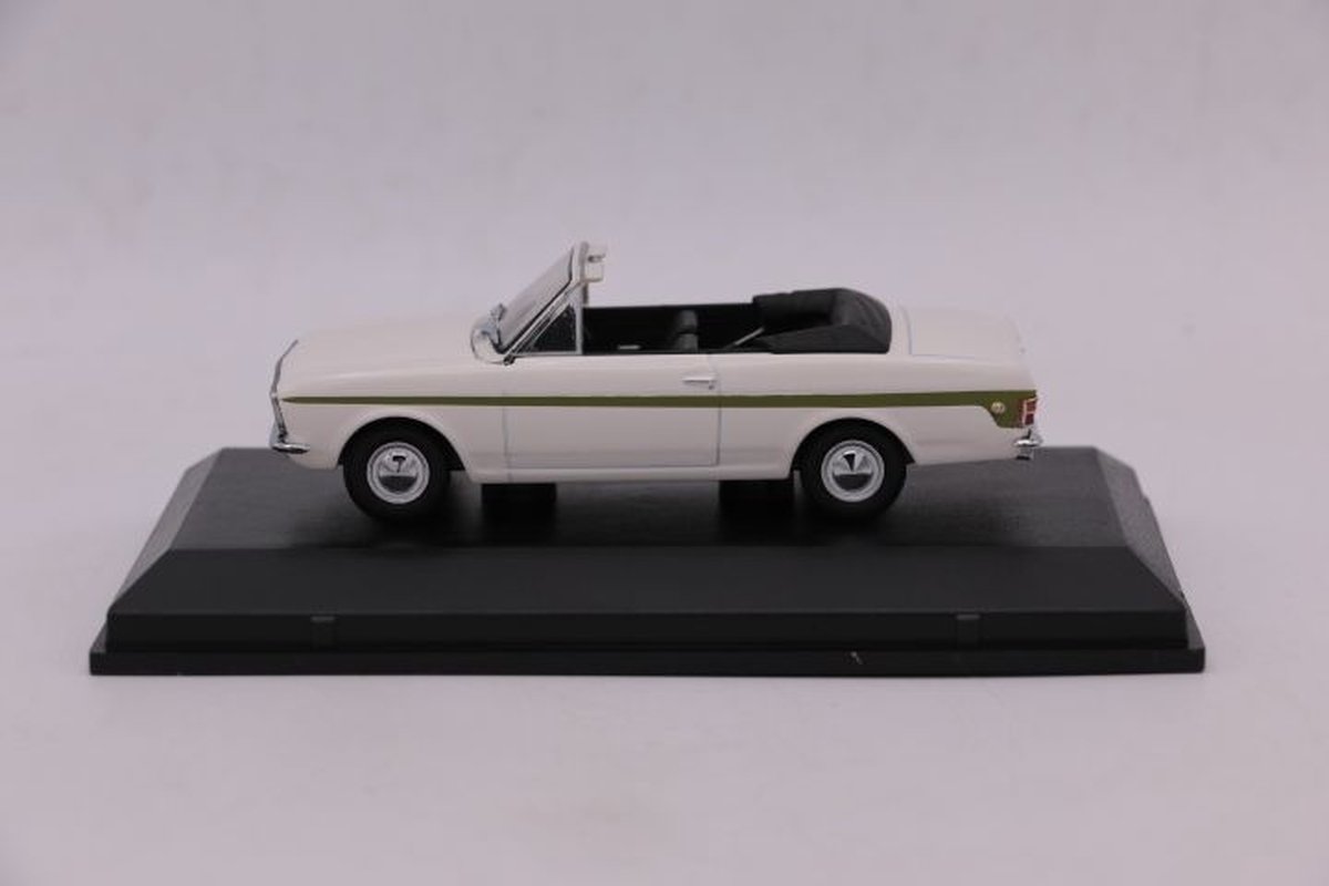 Ford Cortina MKII Crayford Convertible White