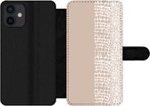 Bookcase Geschikt voor iPhone 12 Mini telefoonhoesje - Slang - Design - Roze - Met vakjes - Wallet case met magneetsluiting