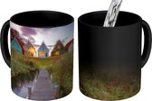 Magische Mok - Foto op Warmte Mok - Rij huizen bij zonsondergang - 350 ML