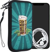 kwmobile hoesje voor smartphones XL - 6,7/6,8" - hoes van Neopreen - don't worry beer happy design - oranje / groen / petrol - binnenmaat 17,2 x 8,4 cm