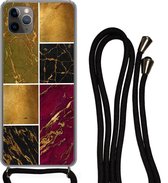 Hoesje met koord Geschikt voor iPhone 11 Pro - Marmer print - Goud - Zwart - Roze - Siliconen - Crossbody - Backcover met Koord - Telefoonhoesje met koord - Hoesje met touw