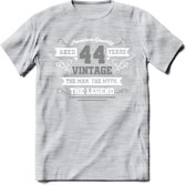 44 Jaar Legend T-Shirt | Zilver - Wit | Grappig Verjaardag en Feest Cadeau | Dames - Heren - Unisex | Kleding Kado | - Licht Grijs - Gemaleerd - XXL