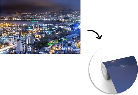 Papier peint vinyle - Photo de soirée de Beyrouth au Liban largeur 420 cm x hauteur 280 cm - Tirage photo sur papier peint (disponible en 7 tailles)