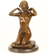 Bronzen Sculptuur Genaamd Nieuwe Ketting 19x19x29 cm