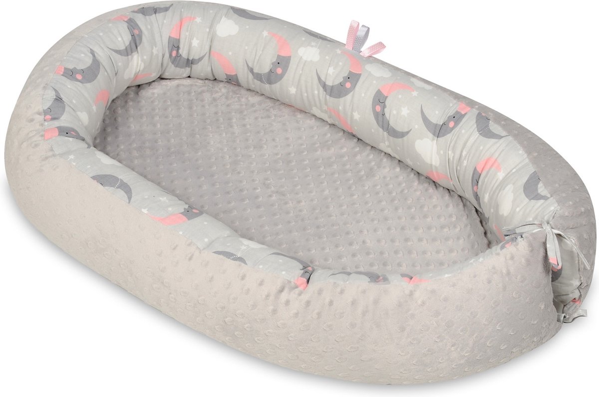 Babynestje - grijs roze - minky dot en maantjes - met uitneembaar matras