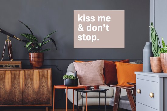 Stickers muraux - Proverbes - Citations - Kiss moi et ne t'arrête pas - Saint-Valentin - 80x60 cm - Feuille adhésive