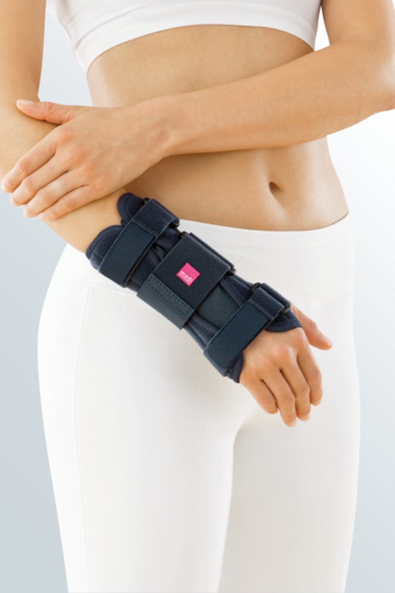 Medi Manumed Polsbrace-Links-Maat 1: 14 - 18 cm