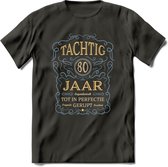 80 Jaar Legendarisch Gerijpt T-Shirt | Sky Blue - Ivoor | Grappig Verjaardag en Feest Cadeau Shirt | Dames - Heren - Unisex | Tshirt Kleding Kado | - Donker Grijs - 3XL