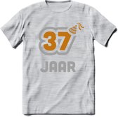 37 Jaar Feest T-Shirt | Goud - Zilver | Grappig Verjaardag Cadeau Shirt | Dames - Heren - Unisex | Tshirt Kleding Kado | - Licht Grijs - Gemaleerd - M