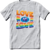 Love Is Love | Pride T-Shirt | Grappig LHBTIQ+ / LGBTQ / Gay / Homo / Lesbi Cadeau Shirt | Dames - Heren - Unisex | Tshirt Kleding Kado | - Licht Grijs - Gemaleerd - M