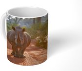 Mok - Neushoorn loopt door het Krugerpark, Zuid-Afrika - 350 ML - Beker - Uitdeelcadeautjes