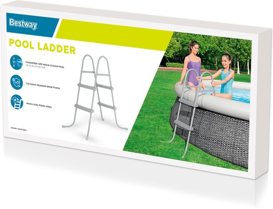 Verpakking van de Bestway zwembadladder, met afbeeldingen van de ladder en twee vrouwen bij een zwembad.